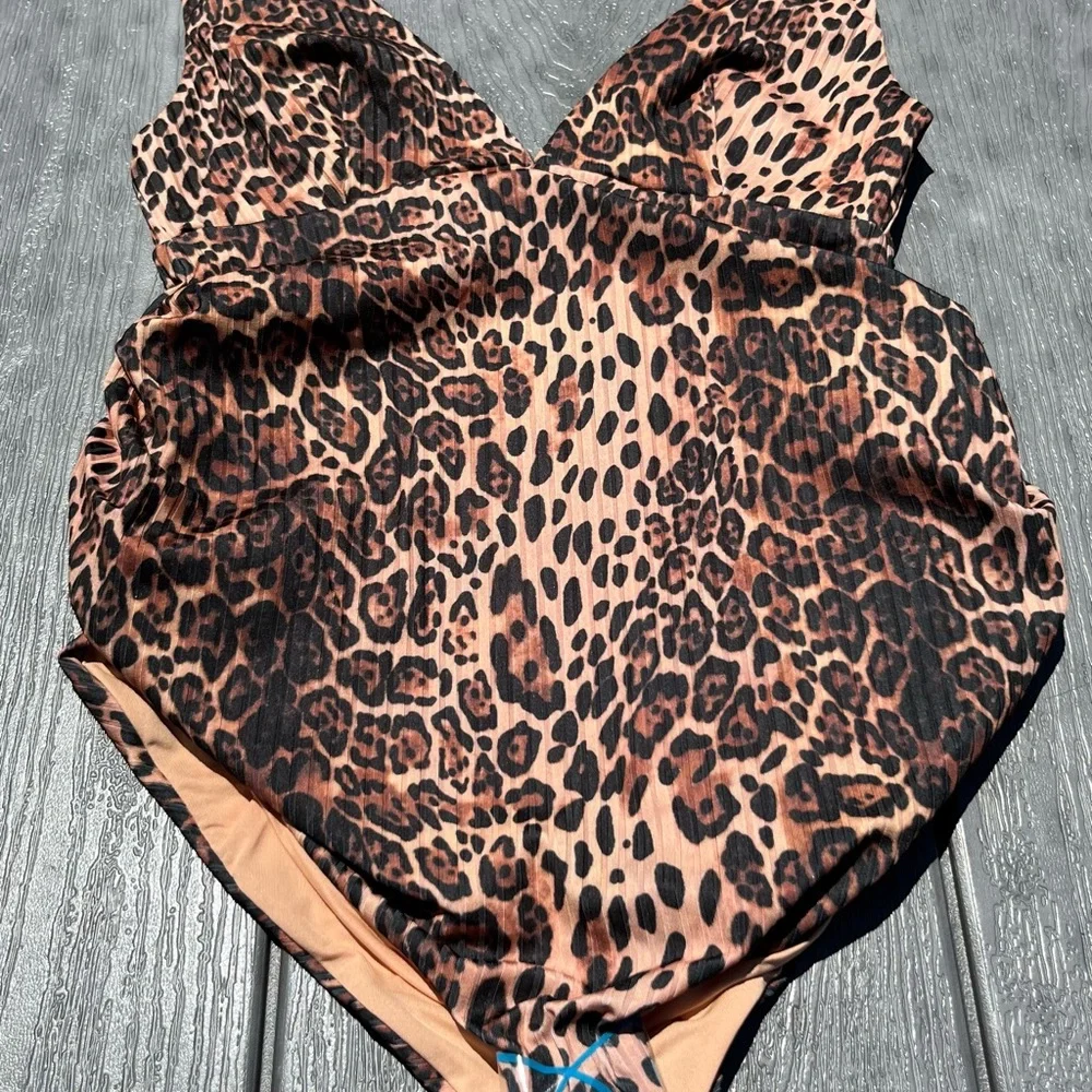 ASOS Maternity Leopard Print One Piece NWOT - Picture 12 of 13